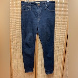 Madewell | Curvy High-Rise Skinny Jean